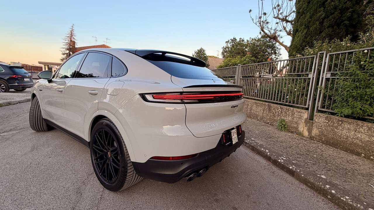 Porsche Cayenne | 2026
