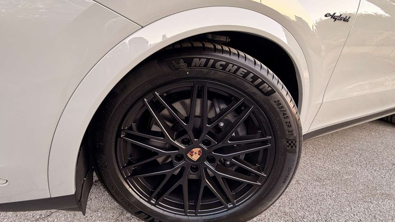 Porsche Cayenne | 2026