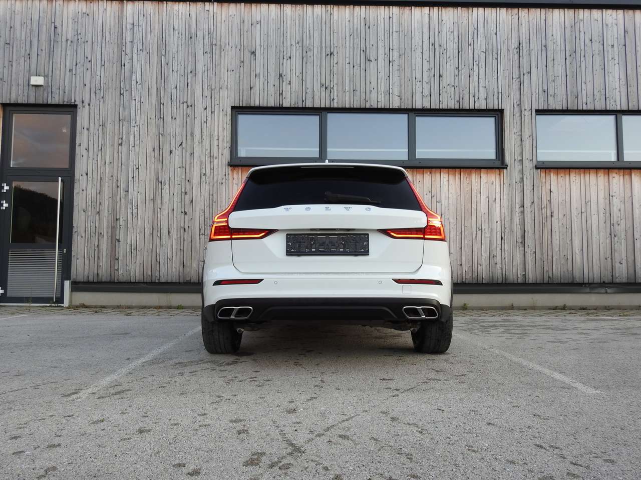 Volvo V60 Cross Country | 2020