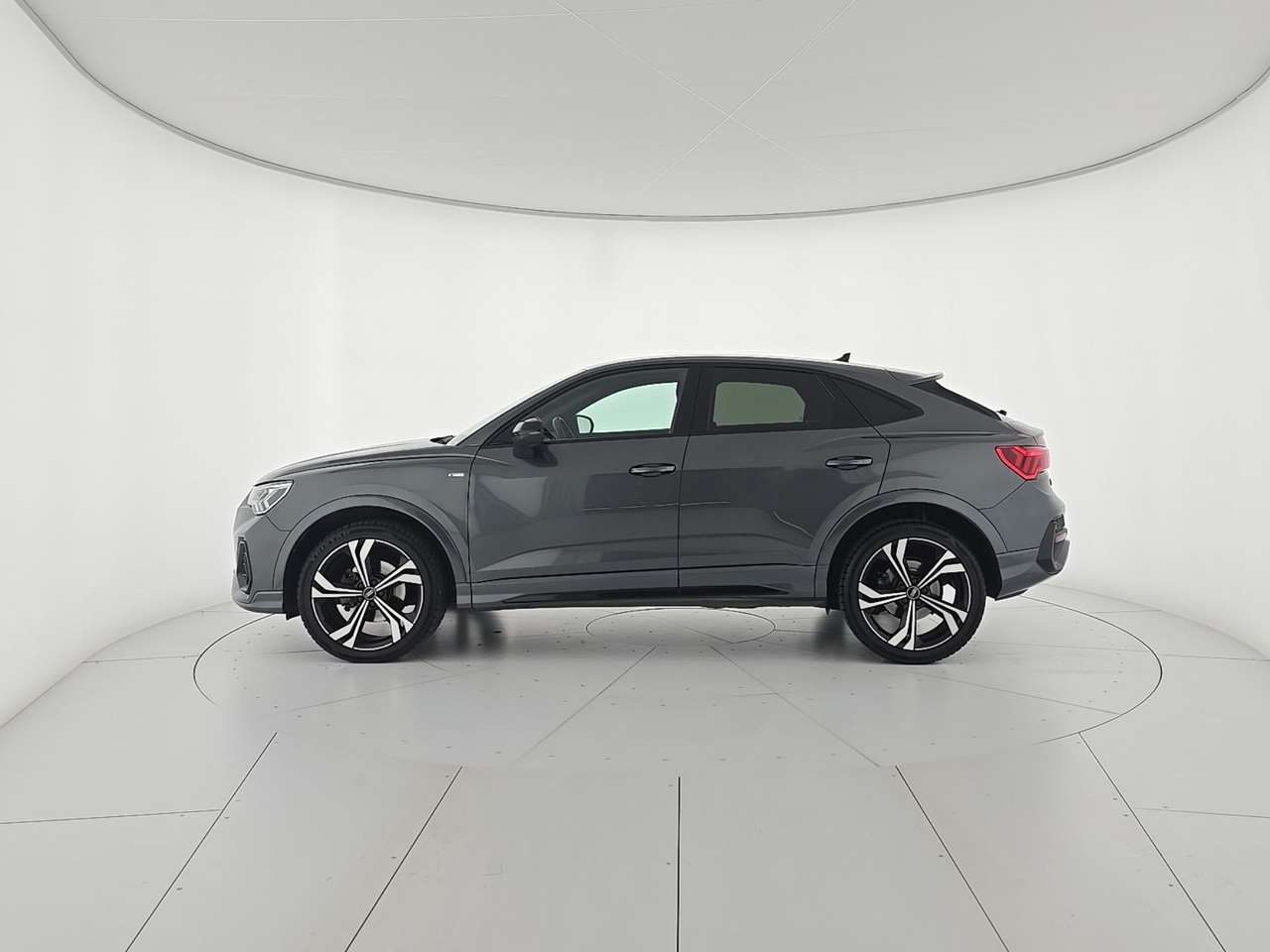 Audi Q3 | 2024