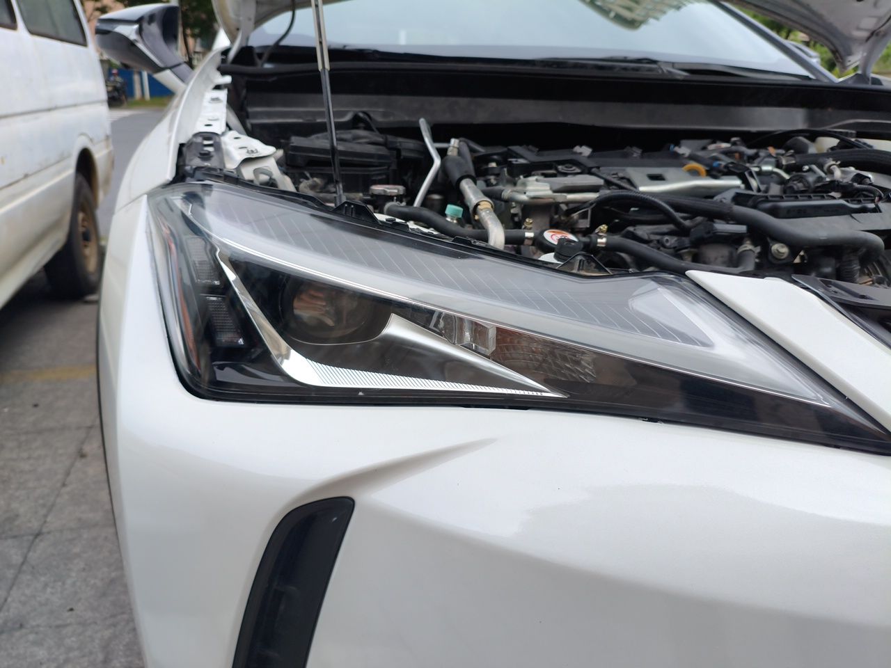 Lexus UX | 2020